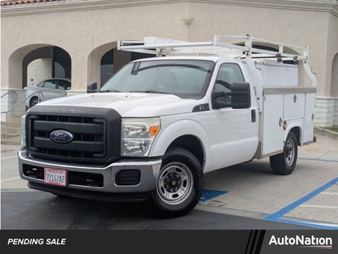 Used 2016 Ford F350 XL image 1