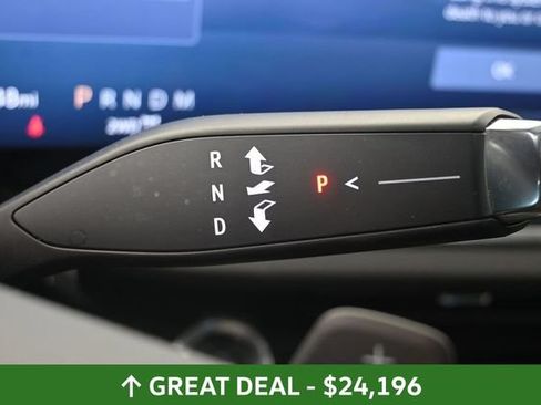 Used 2024 Buick Envision Preferred AWD/4WD image 23