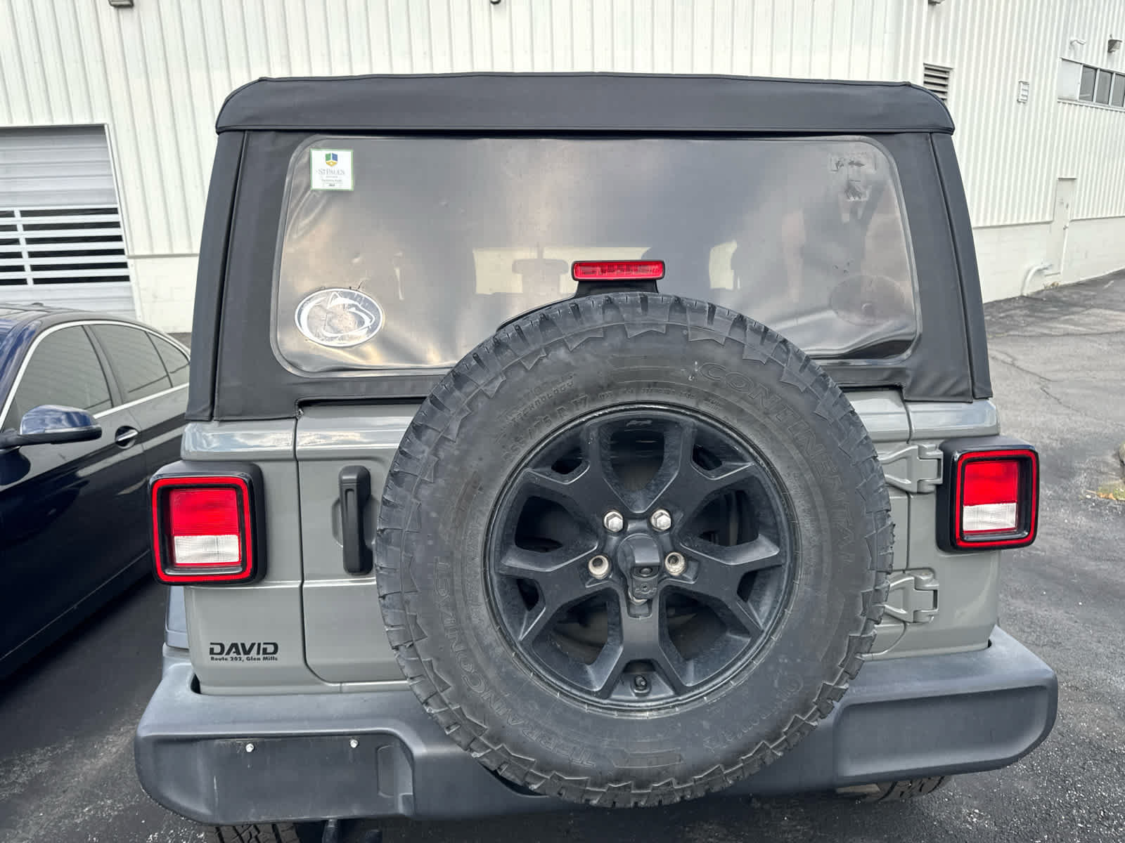 Used 2021 Jeep Wrangler Sport AWD/4WD image 9