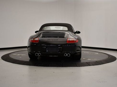 Used 2008 Porsche 911 Carrera 4 image 6