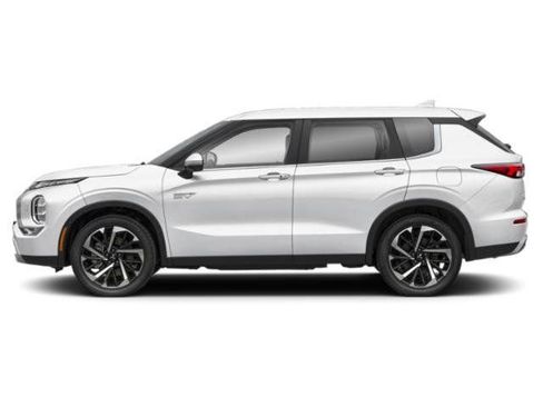 New 2025 Mitsubishi Outlander SE image 29