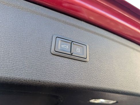 Used 2019 Audi SQ5 Premium Plus w/ Premium Plus Package image 24