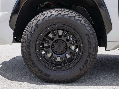 Used 2023 Toyota Tundra Platinum w/ Advanced Package RWD image 12