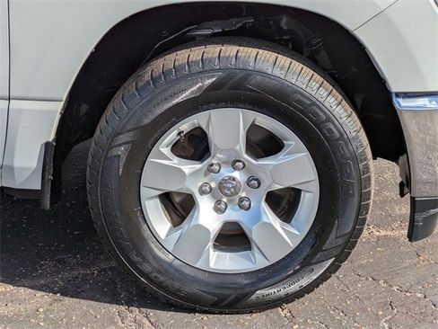 Used 2022 RAM 1500 Lone Star image 11