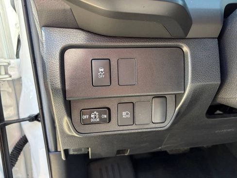 Used 2023 Toyota Tacoma SR AWD/4WD image 16