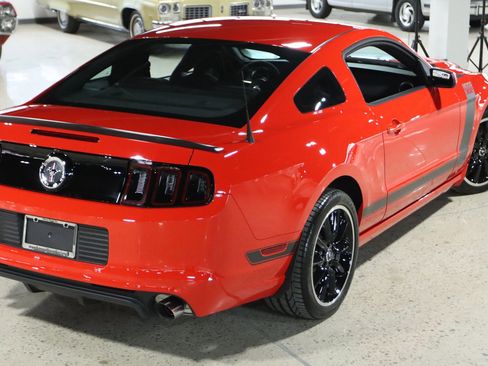 Used 2013 Ford Mustang Boss 302 w/ Boss 302 Accessory Pkg image 15