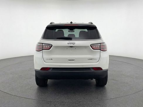 Used 2025 Jeep Compass Limited AWD/4WD image 7
