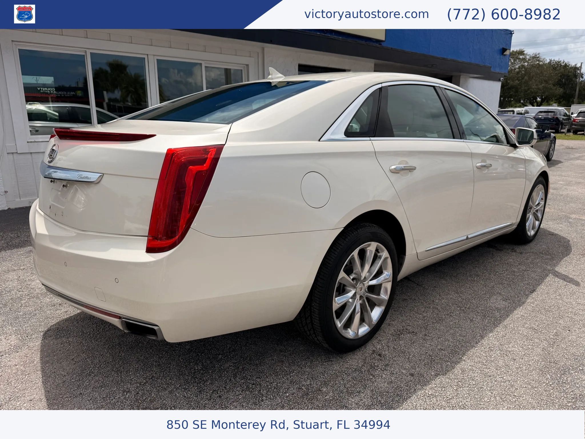 Used 2013 Cadillac XTS Premium FWD image 6