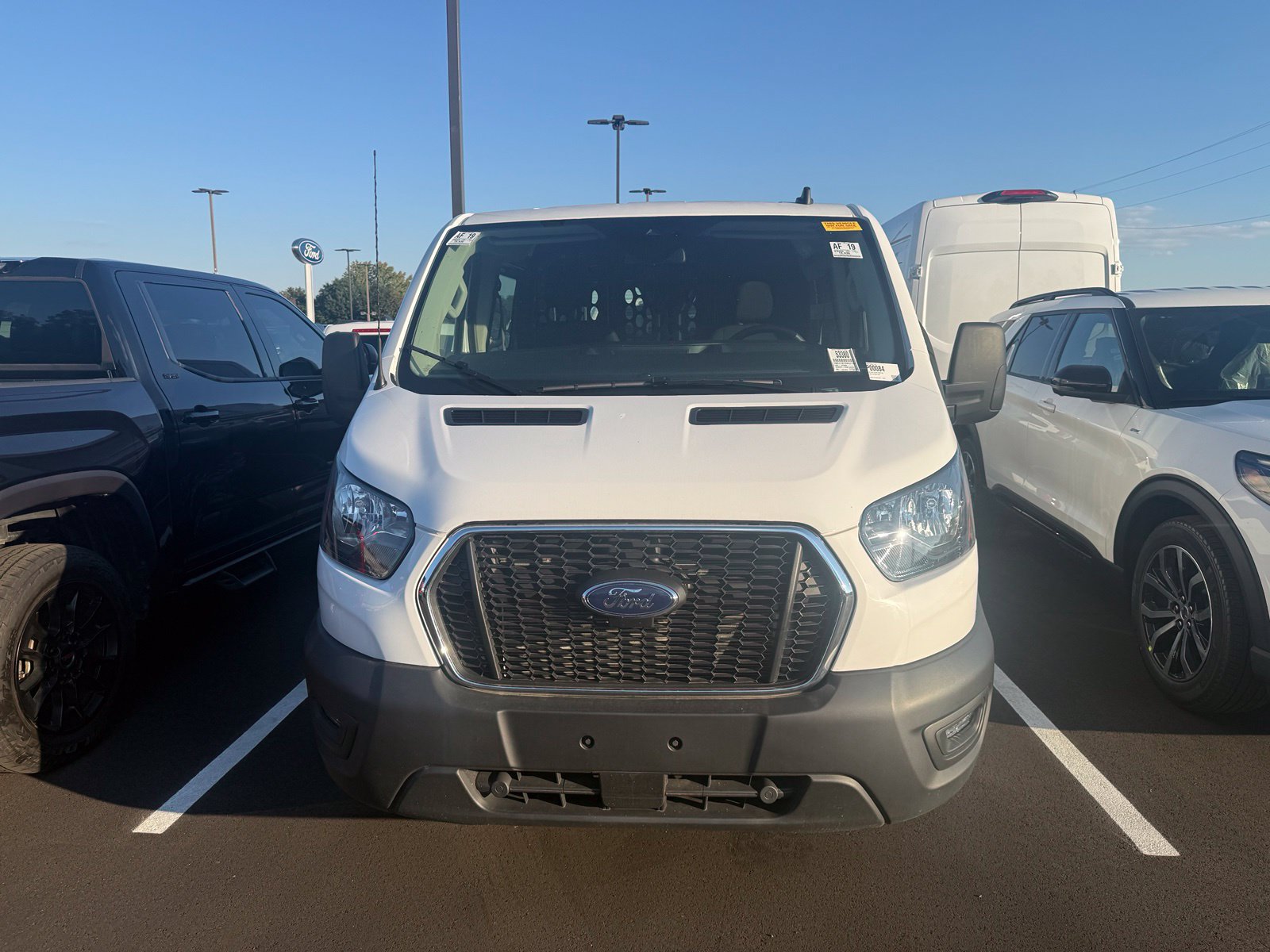 Used 2025 Ford Transit 250 Low Roof w/ Exterior Upgrade Package RWD image 2