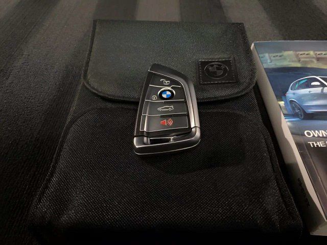 Used 2020 BMW X5 sDrive40i w/ M Sport Package RWD image 94