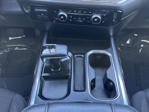 Used 2023 GMC Sierra 1500 Elevation w/ Preferred Package image 30