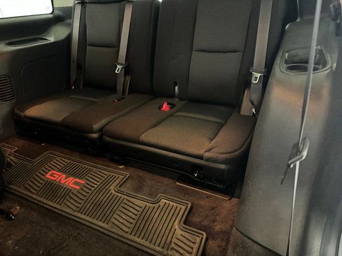 Used 2013 GMC Yukon SLE image 56