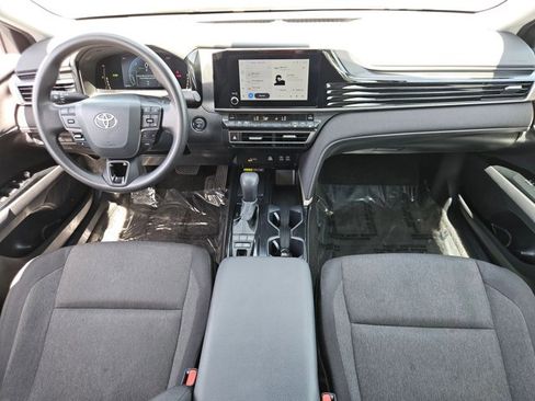 Used 2025 Toyota Camry LE FWD image 20