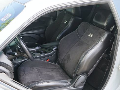 Used 2022 Dodge Challenger R/T Scat Pack RWD image 11