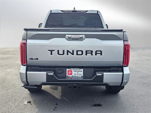 Used 2023 Toyota Tundra Limited image 4