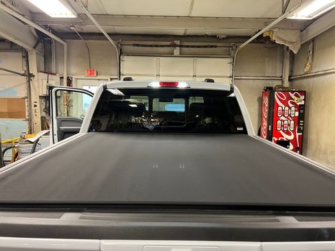 Used 2025 Ford F150 Lariat w/ Equipment Group 501A Mid image 17