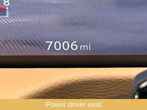 Used 2025 Nissan Armada SL w/ Captain's Chari Seat Package image 39