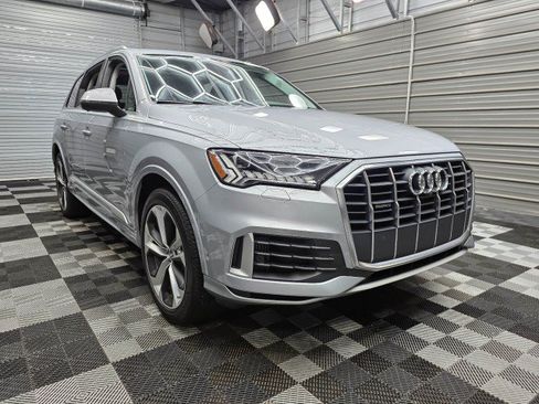 Used 2021 Audi Q7 3.0T Premium Plus w/ Premium Plus Package AWD/4WD image 4