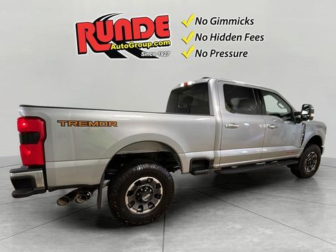 Used 2023 Ford F250 Lariat w/ Lariat Ultimate Package AWD/4WD image 7
