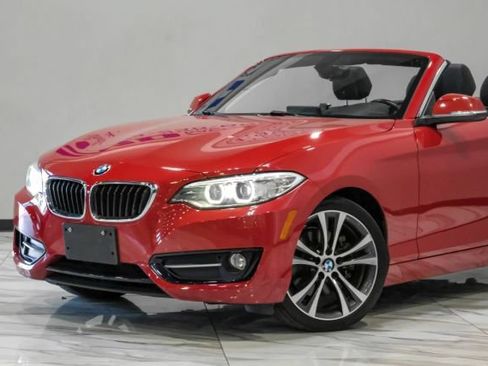 Used 2017 BMW 230i xDrive Convertible AWD/4WD image 7