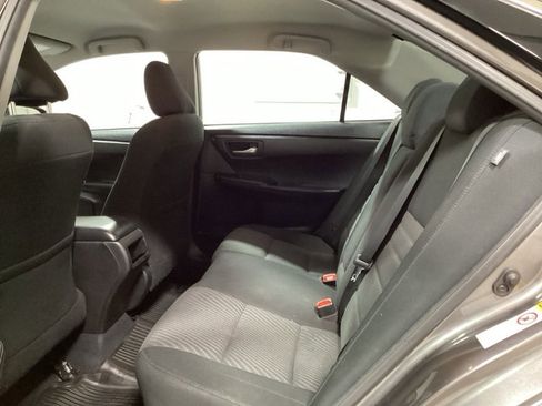 Used 2017 Toyota Camry XLE image 15