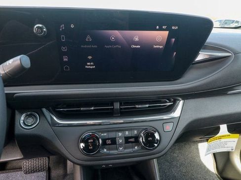 New 2025 Buick Envista Preferred w/ Convenience I Package FWD image 18