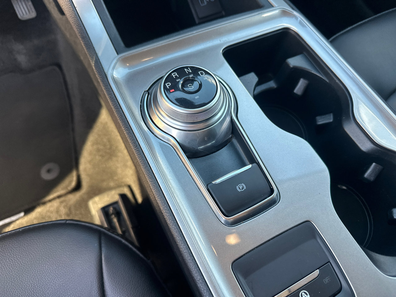 Certified 2024 Ford Edge SEL AWD/4WD image 30