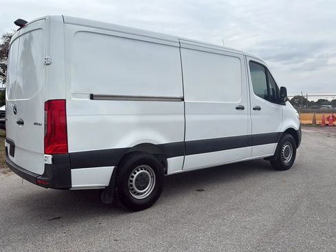 Used 2019 Mercedes-Benz Sprinter 144 image 2