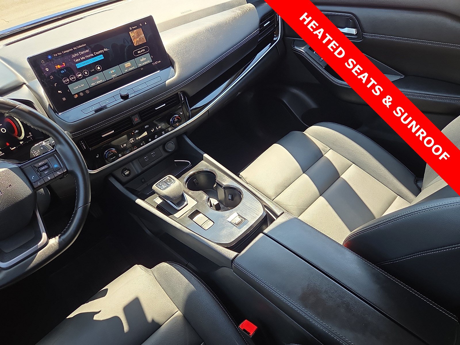 Used 2025 Nissan Rogue SL w/ Tech Package FWD image 12