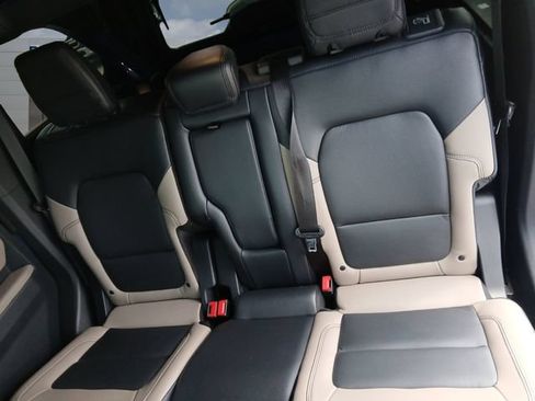 Used 2023 Ford Bronco Wildtrak AWD/4WD image 13