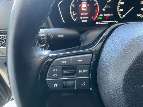 Certified 2024 Honda Civic EX image 9
