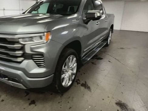 Certified 2024 Chevrolet Silverado 1500 High Country w/ High Country Premium Package AWD/4WD image 4