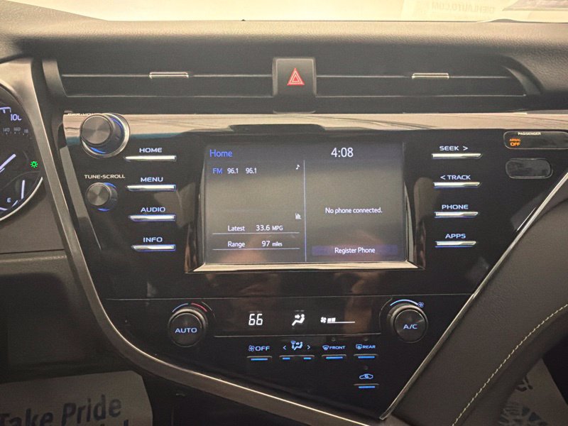 Used 2018 Toyota Camry SE w/ Moonroof Package FWD image 29