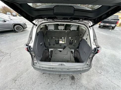Certified 2024 Toyota Sienna XLE w/ XLE Plus Package image 25