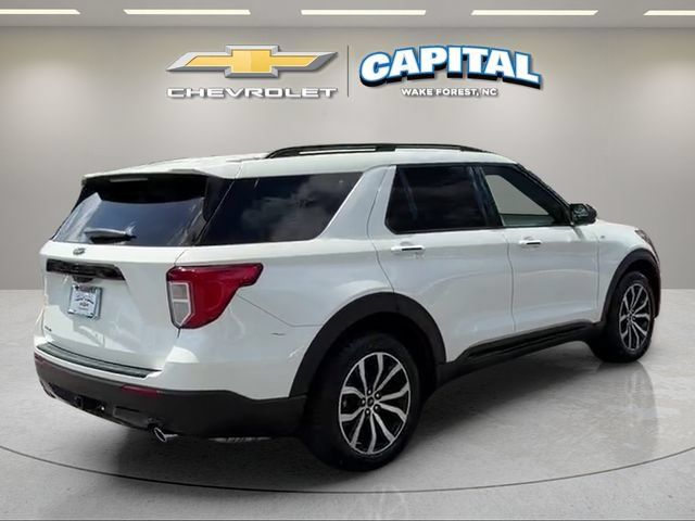 Used 2022 Ford Explorer ST-Line w/ Class IV Trailer Tow Package RWD image 6