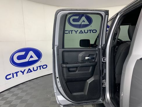 Used 2022 RAM 1500 Warlock AWD/4WD image 28