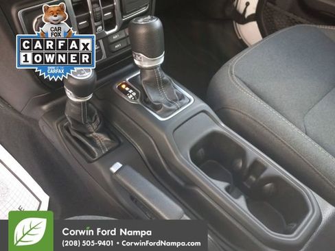 Used 2024 Jeep Wrangler Willys image 18