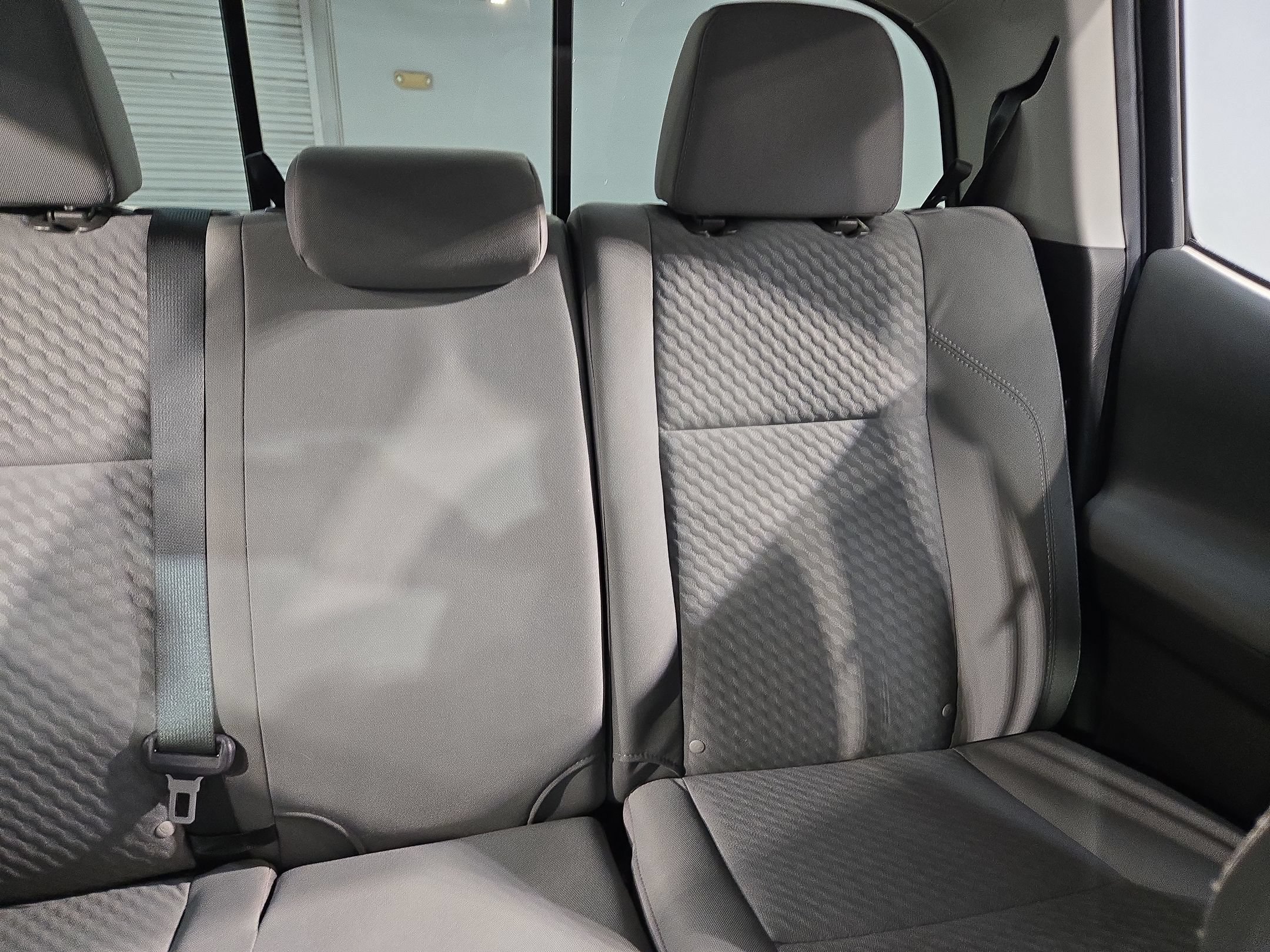Used 2022 Toyota Tacoma SR5 RWD image 14