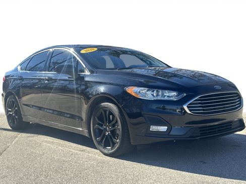Used 2020 Ford Fusion SE w/ Equipment Group 151A image 33