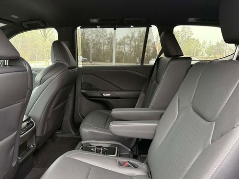 Used 2026 Lexus TX 500h AWD image 17