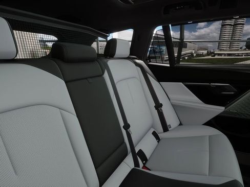 New 2026 BMW M5 Touring image 12