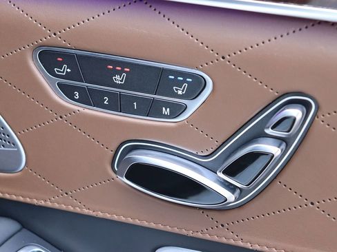 Used 2018 Mercedes-Benz S 560 4MATIC Sedan image 50