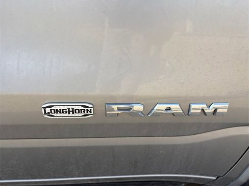 Used 2019 RAM 1500 Limited image 17