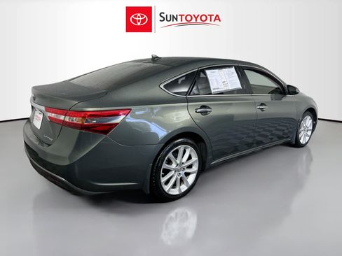 Used 2014 Toyota Avalon Limited image 4