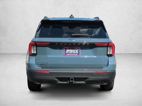 Used 2025 Ford Explorer Active RWD image 6