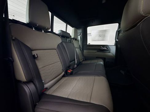 New 2026 Chevrolet Silverado 2500 ZR2 image 29