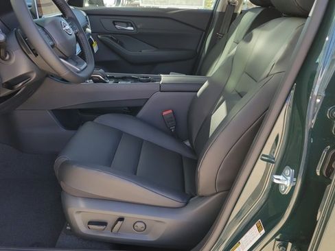 New 2026 Nissan Rogue SV image 6