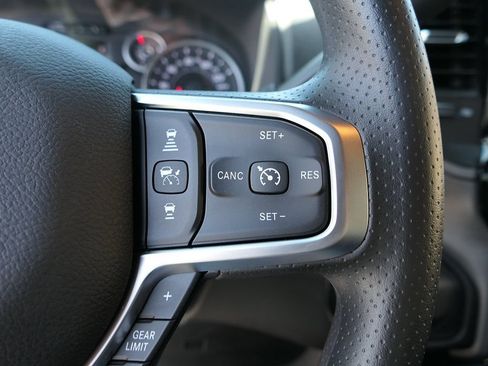 New 2026 RAM 2500 Tradesman AWD/4WD image 17