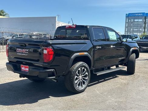 New 2026 GMC Canyon Denali image 11