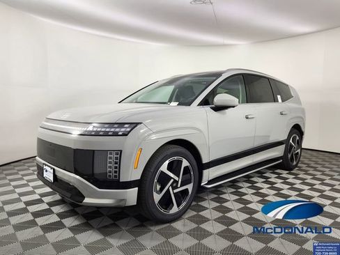 New 2026 Hyundai Ioniq 9 Calligraphy AWD/4WD image 1